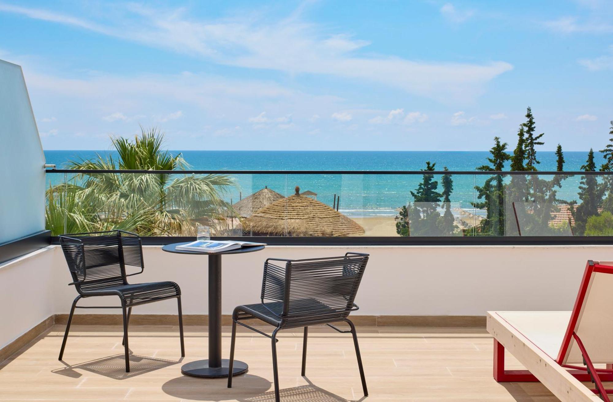 Hotel Sol Tropikal Durrës Exterior foto